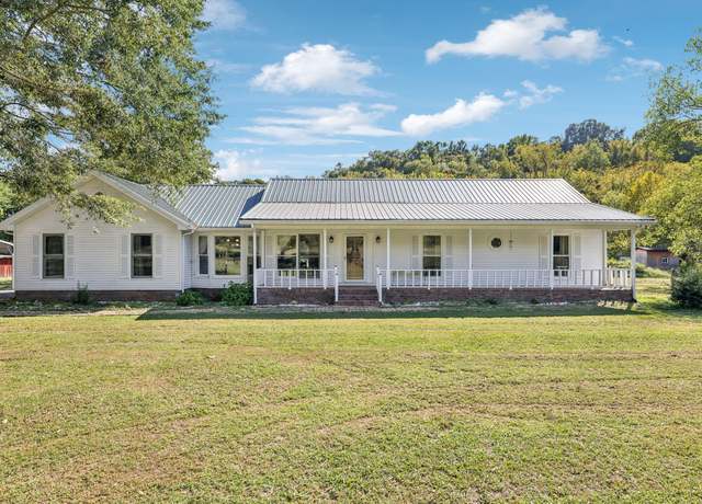 Property at 600 Blooming Grove Rd, Pulaski, TN 38478, 3 beds, 2 baths