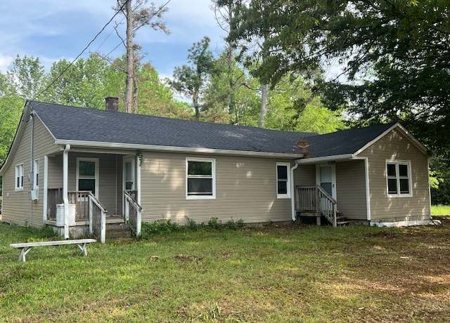 Property at 1270 Taylor Rd, Manchester, TN 37355, 4 beds, 1 bath