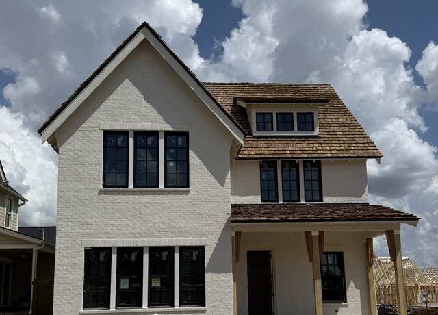 Property at 630 Mayswift Dr, Spring Hill, TN 37174, 5 beds, 4.5 baths