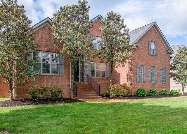 Property at 3013 Arbuckle Ln, Spring Hill, TN 37174, 4 beds, 3.5 baths