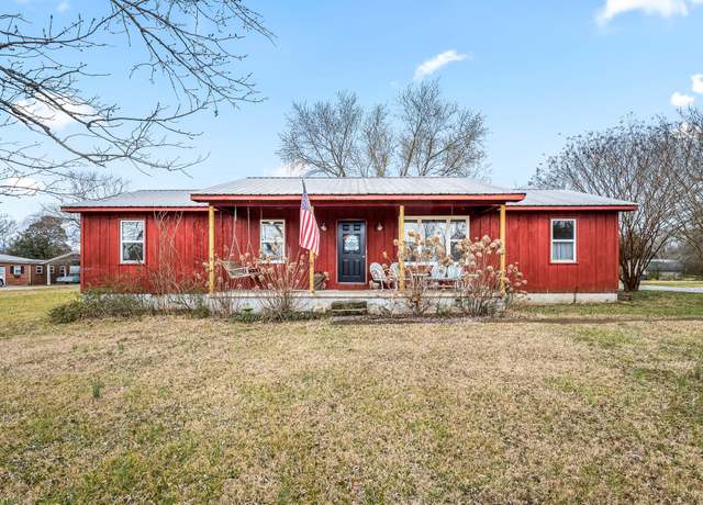 Property at 717 Morton Rd, Murfreesboro, TN 37128, 3 beds, 1 bath