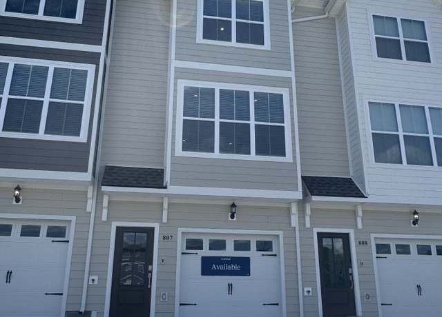 Property at 807 Taylor Dr, Chapel Hill, TN 37034, 2 beds, 3 baths