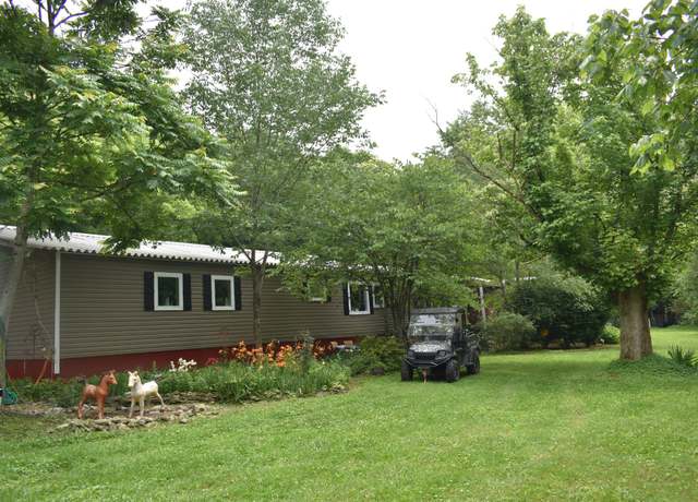 Property at 33 Nascar Ln, Pleasant Shade, TN 37145, 4 beds, 2 baths