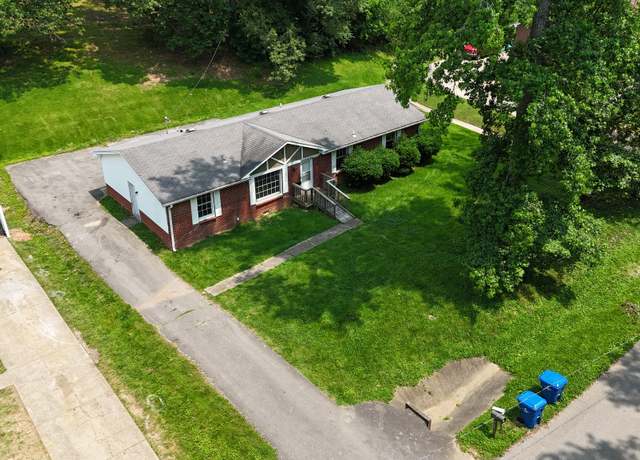 Property at 1273 Slayden Cir, Clarksville, TN 37040, 3 beds, 2 baths