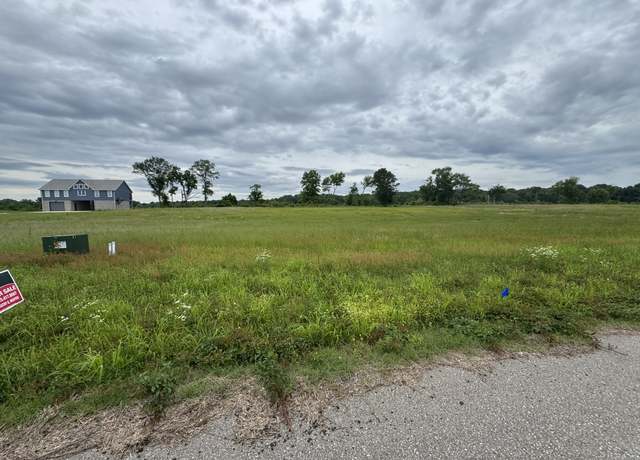 Property at 4540 Cravens Rd, Savannah, TN 38372