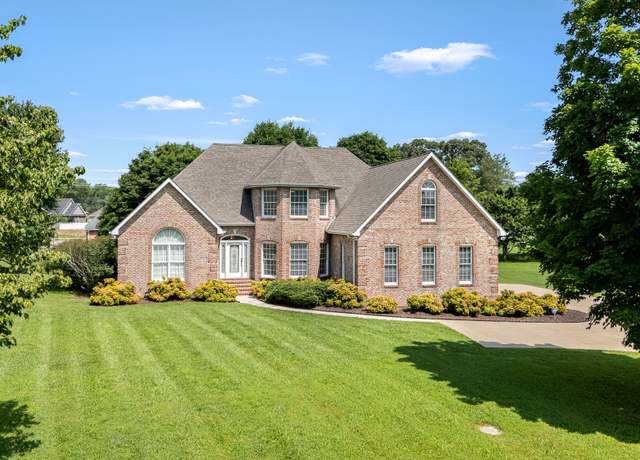 Property at 111 Fairways Blvd N, Tullahoma, TN 37388, 4 beds, 2.5 baths