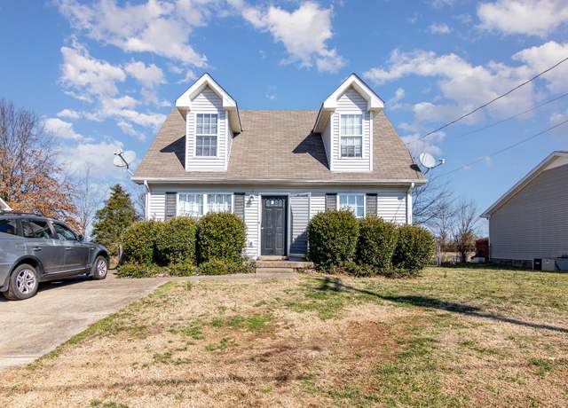 Property at 297 Cranklen Cir, Clarksville, TN 37042, 3 beds, 2 baths