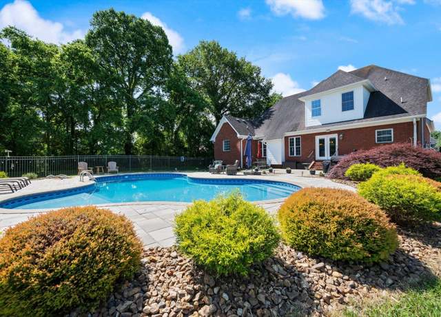Property at 502 Tarver Ct, Smyrna, TN 37167, 3 beds, 2.5 baths