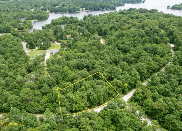 Property at 2313 White Horse Dr, Crossville, TN 38572