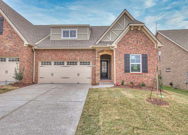 Property at 1553 Cedarbrooke Ln, Lebanon, TN 37090, 3 beds, 3 baths