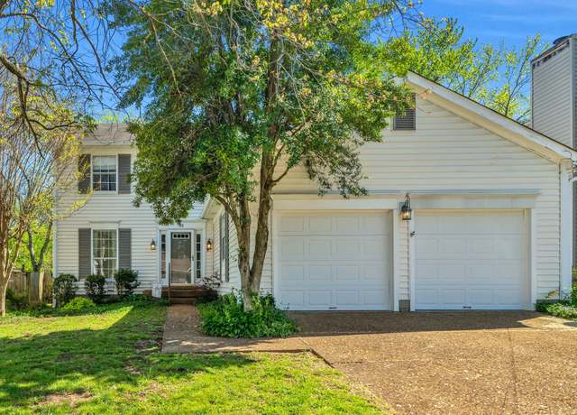 Property at 148 White Oak Way, Hendersonville, TN 37075, 3 beds, 2.5 baths
