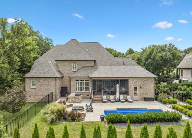 Property at 2433 Durham Manor Dr, Franklin, TN 37064, 4 beds, 5 baths