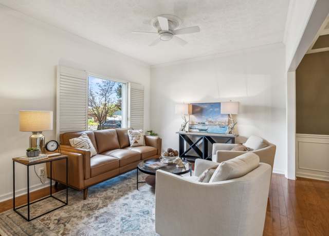 Property at 102 Foxborough Sq W, Brentwood, TN 37027, 3 beds, 2.5 baths