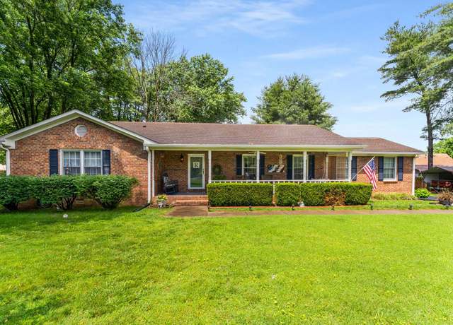 Property at 513 Rose Cir, Murfreesboro, TN 37128, 3 beds, 2 baths