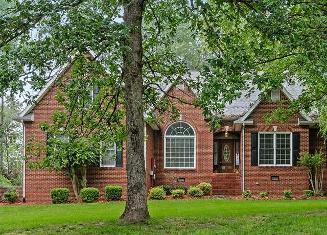 Property at 650 Beckridge Rd, Mcminnville, TN 37110, 4 beds, 2.5 baths
