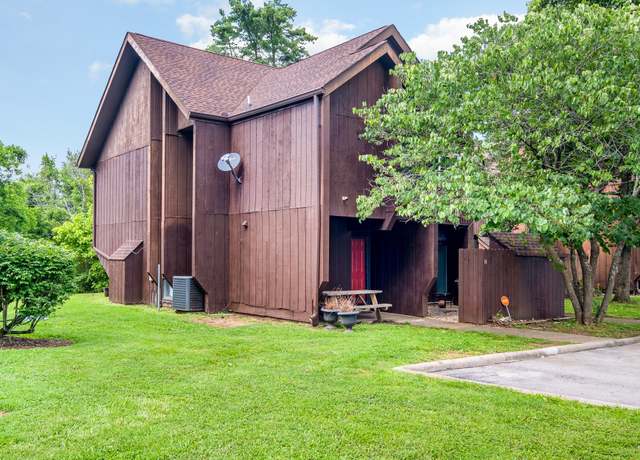 Property at 13 Hickory Ct, Antioch, TN 37013, 4 beds, 2.5 baths