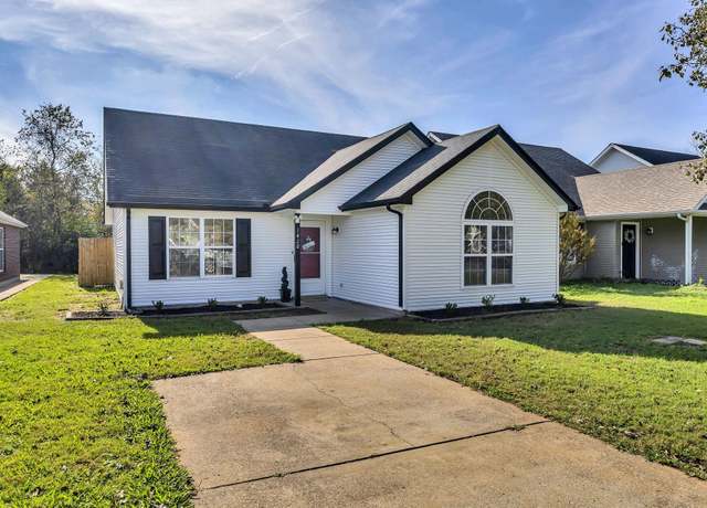 Property at 1428 Rochester Dr, Murfreesboro, TN 37130, 2 beds, 2 baths