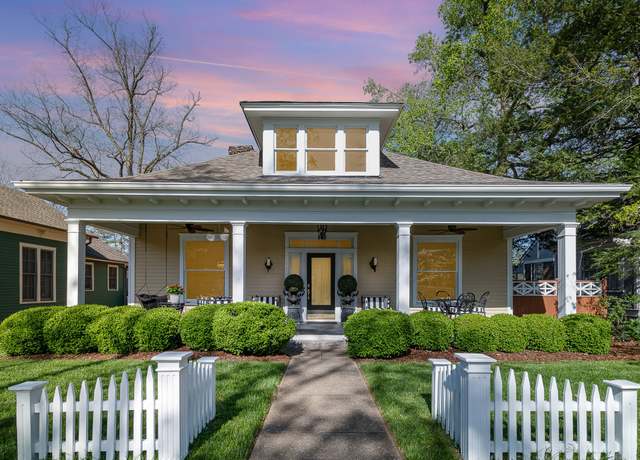 Property at 217 5th Ave S, Franklin, TN 37064, 2 beds, 2 baths