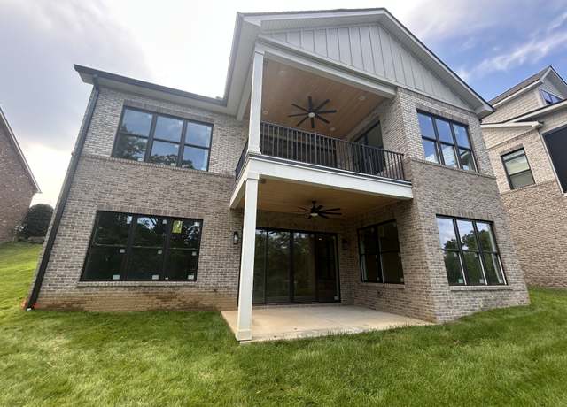 Property at 1370 Reynard Dr, Gallatin, TN 37066, 3 beds, 3 baths