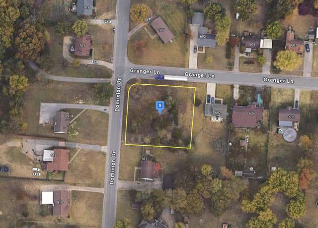 Property at 913 Dominion Dr, Clarksville, TN 37042