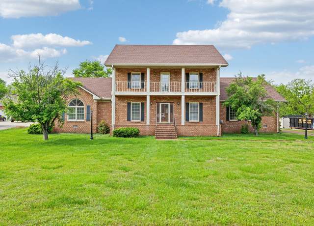 Property at 2216 Ewing Dr, Lebanon, TN 37087, 3 beds, 4 baths