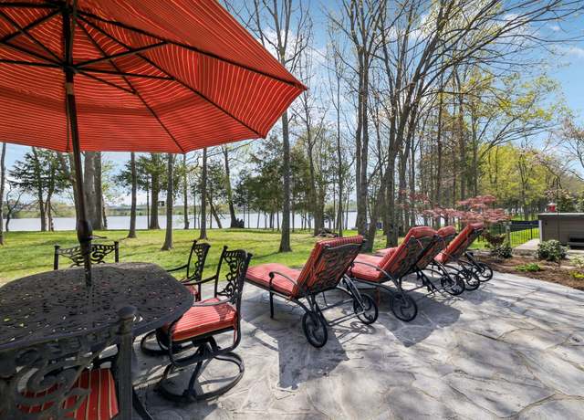 Property at 1499 Boardwalk Pl, Gallatin, TN 37066, 5 beds, 5.5 baths