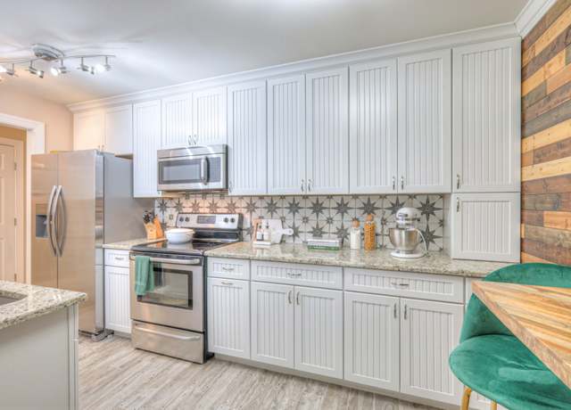 Property at 4425 Westlawn Dr Unit B103, Nashville, TN 37209, 1 bed, 1 bath
