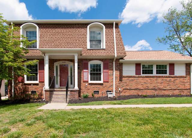 Property at 7432 Stacy Dr, Nashville, TN 37221, 4 beds, 2.5 baths
