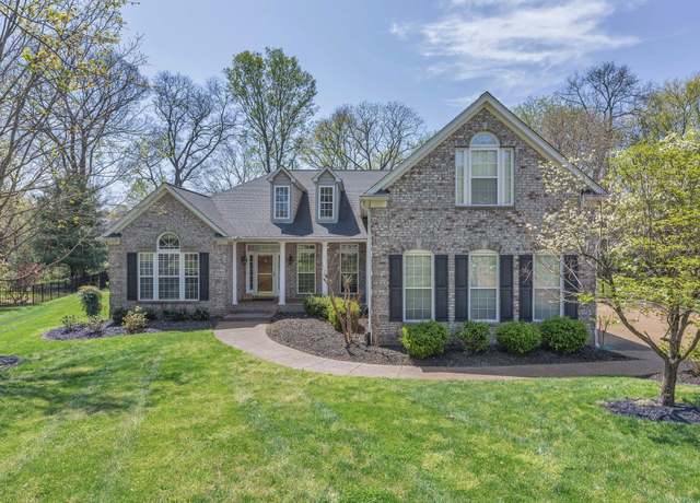 Property at 739 Rolling Fork Dr, Brentwood, TN 37027, 4 beds, 3 baths