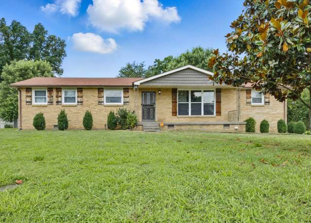 Property at 221 Charlemagne Blvd, Clarksville, TN 37042, 4 beds, 1 bath