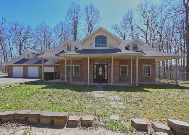 Property at 4981 Highway 70 W, Dickson, TN 37055, 3 beds, 2.5 baths