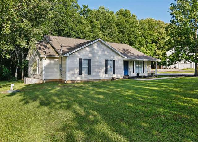 Property at 4726 Hickory Ln, Murfreesboro, TN 37129, 3 beds, 2 baths