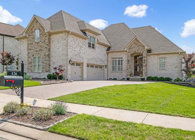 Property at 126 Thornwood Pl, Hendersonville, TN 37075, 4 beds, 4 baths