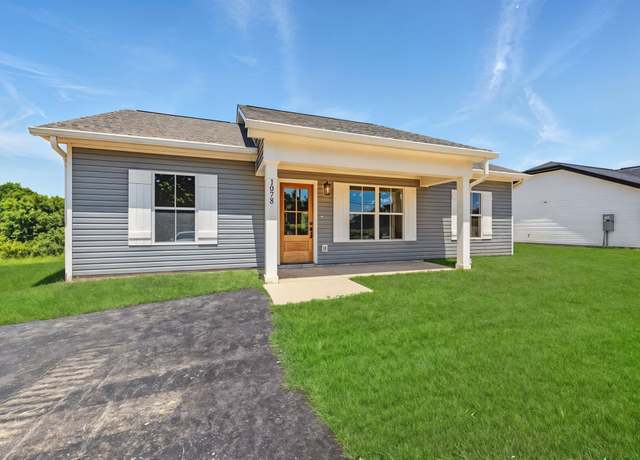 Property at 1073 Landing Ln, Adams, TN 37010, 2 beds, 2 baths