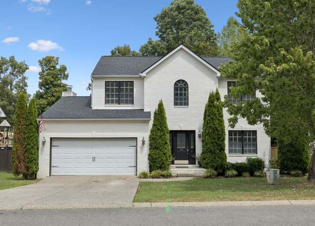 Property at 313 Holly Ln, White House, TN 37188, 3 beds, 2.5 baths