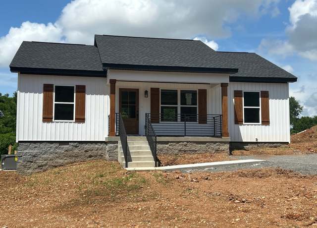 Property at 1097 Landing Ln, Adams, TN 37010, 3 beds, 2 baths