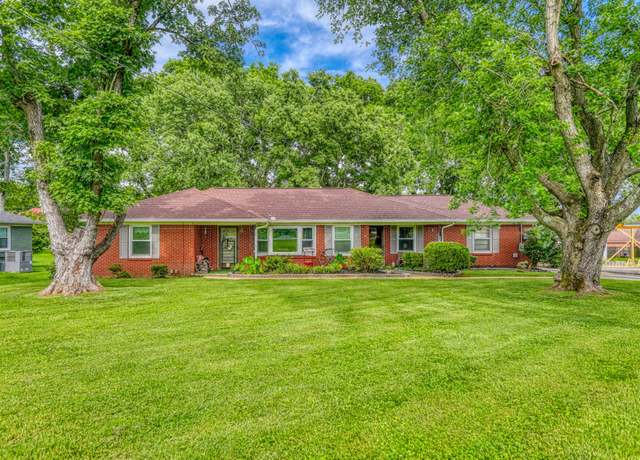Property at 411 Richland Cir, Gallatin, TN 37066, 4 beds, 1 bath