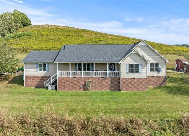 Property at 1028 Huff Hollow Rd, Granville, TN 38564, 3 beds, 2 baths