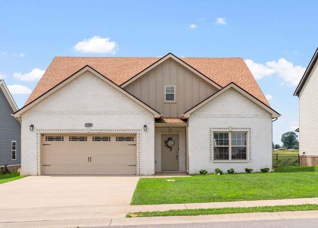 Property at 1398 Citadel Dr, Clarksville, TN 37042, 5 beds, 3 baths