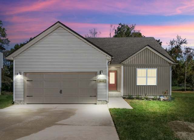 Property at 2622 Scott Dr, Clarksville, TN 37042, 3 beds, 2 baths