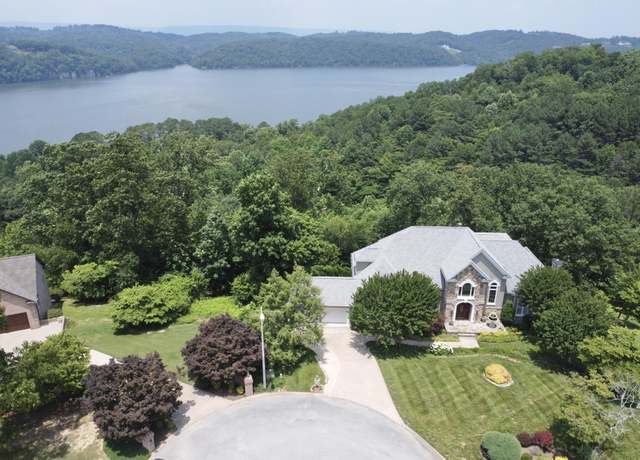 Property at 5703 Laurel Ridge Rd, Chattanooga, TN 37416, 4 beds, 4.5 baths