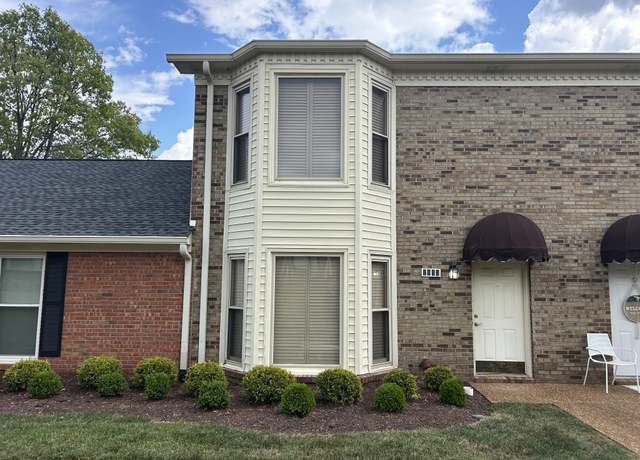 Property at 2113 River Chase Dr, Murfreesboro, TN 37128, 2 beds, 2.5 baths