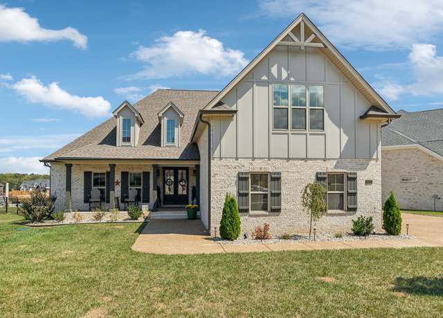 Property at 1111 Willow Springs Dr, Lebanon, TN 37087, 4 beds, 3 baths