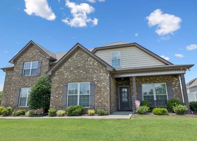 Property at 2426 Telford Ln, Murfreesboro, TN 37128, 3 beds, 2 baths