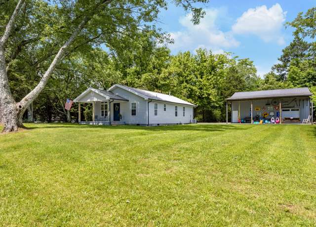 Property at 11049 Dayton Pike, Soddy Daisy, TN 37379, 2 beds, 2.5 baths