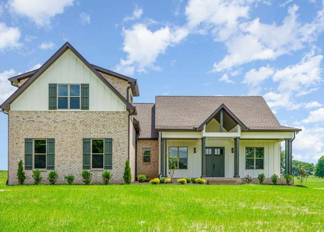 Property at 506 Greenfield Ln, Castalian Springs, TN 37031, 5 beds, 3.5 baths