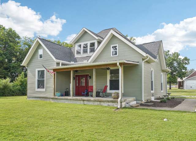 Property at 119 S Statesville Ave, Watertown, TN 37184, 4 beds, 2.5 baths