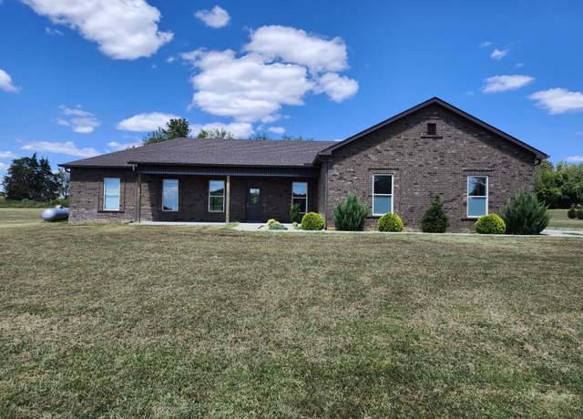 Property at 7728 Boyles Rd, White House, TN 37188, 3 beds, 2.5 baths