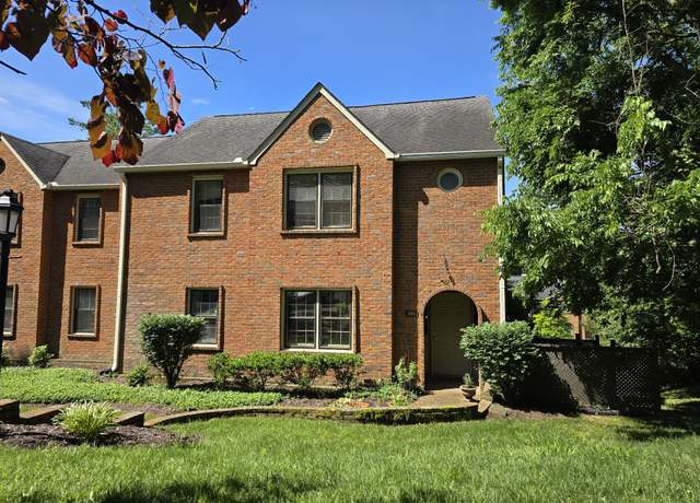 Property at 251 Westchase Dr, Nashville, TN 37205, 3 beds, 2.5 baths