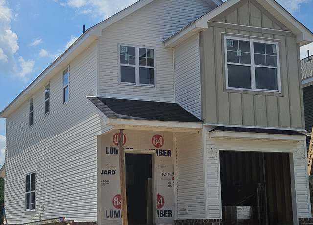 Property at 85 Charlotte Rd, Clarksville, TN 37040, 3 beds, 2.5 baths